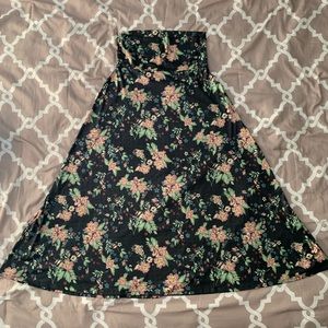 Lularoe Maxi Skirt (NWOT)